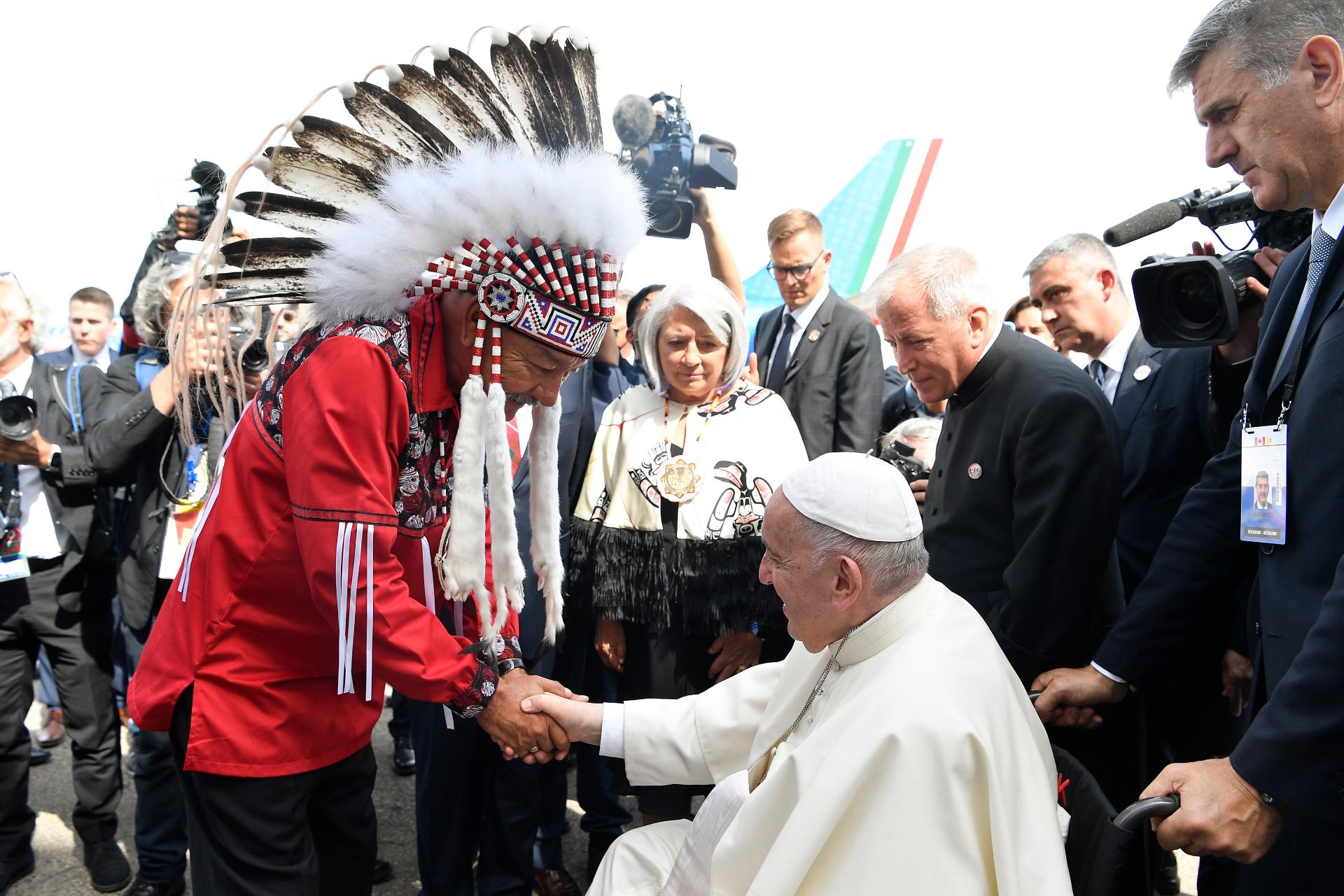 pope visits canada